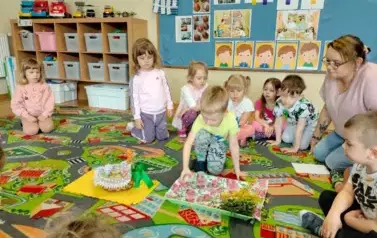 b8cdf9ecc8c9a2fda8eb341e76f453f9