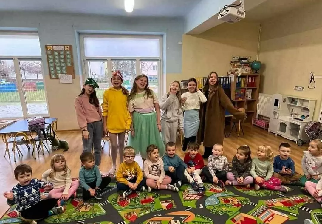 Zdjęcie do Wizyta uczennic ze Szkoły Podstawowej nr 3