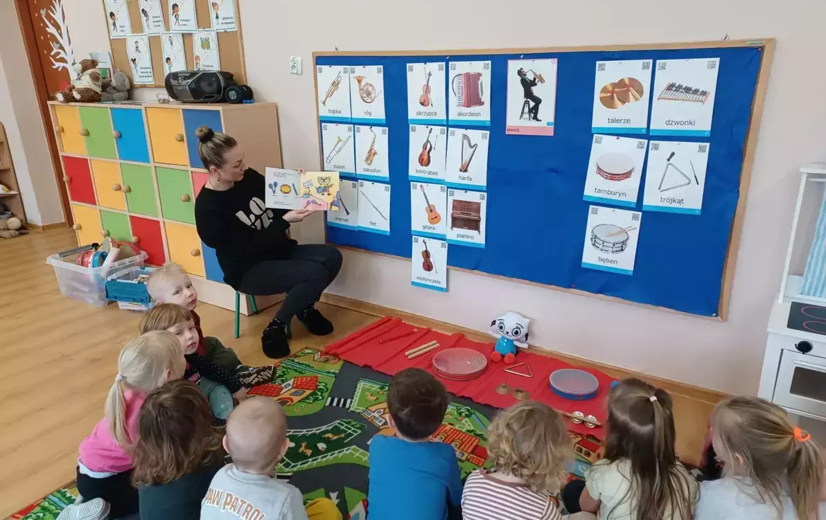 Zdjęcie do "Z Kicią Kocią maluchy zmieniają się w zuchy"