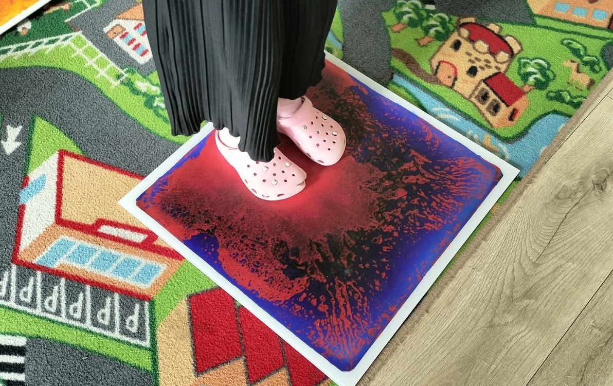Zdjęcie do Ścieżka sensoryczna w Zuchach 
