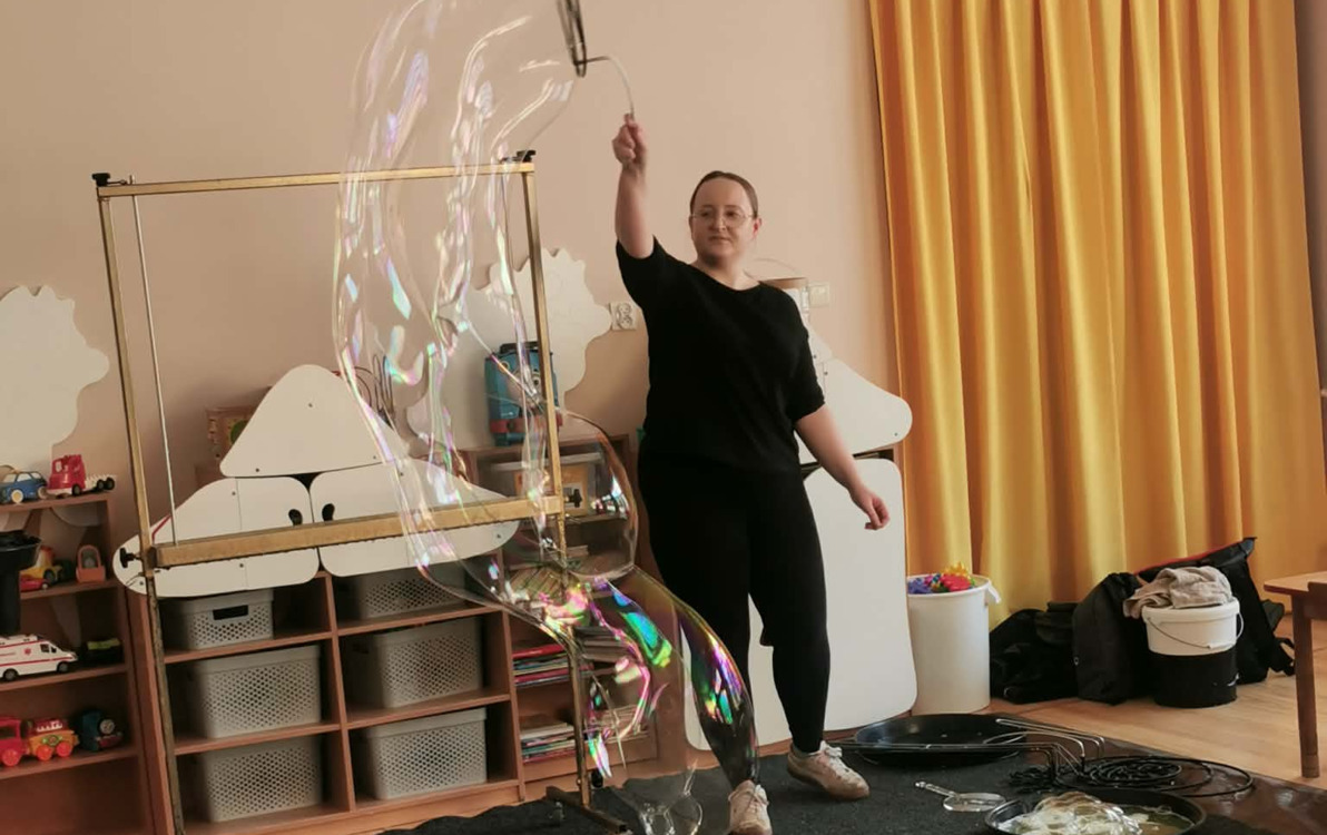 Zdjęcie do Magiczne warsztaty z bańkami mydlanymi 