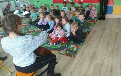 Zdjęcie do Koncert świąteczny w wykonaniu uczni&oacute;w PSM I i II stopnia w Sochaczewie.