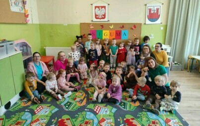 Zdjęcie do Integracja ''żłobkowicz&oacute;w'' z dziećmi z oddziału ''Motyli''.